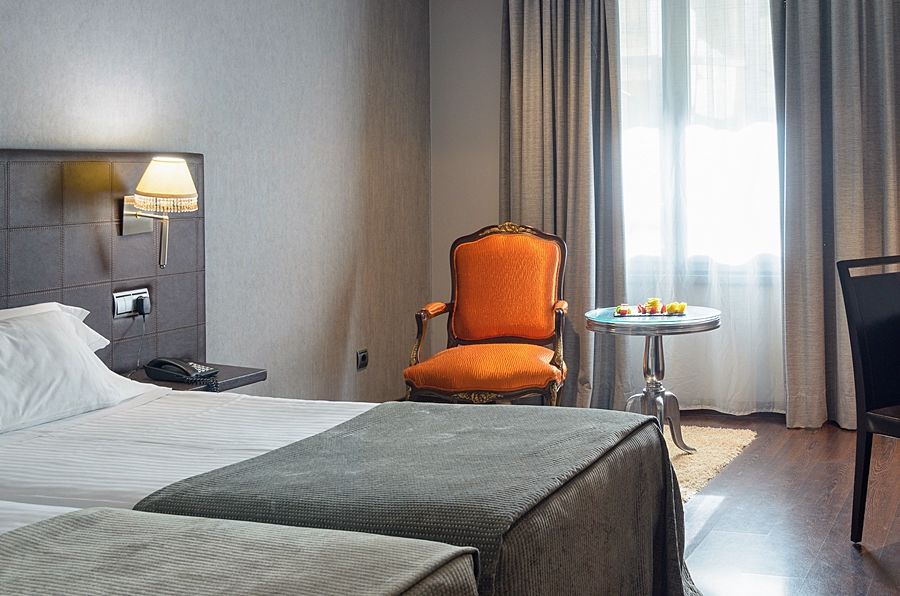 Iberik Santo Domingo Plaza Hotel Oviedo Ngoại thất bức ảnh